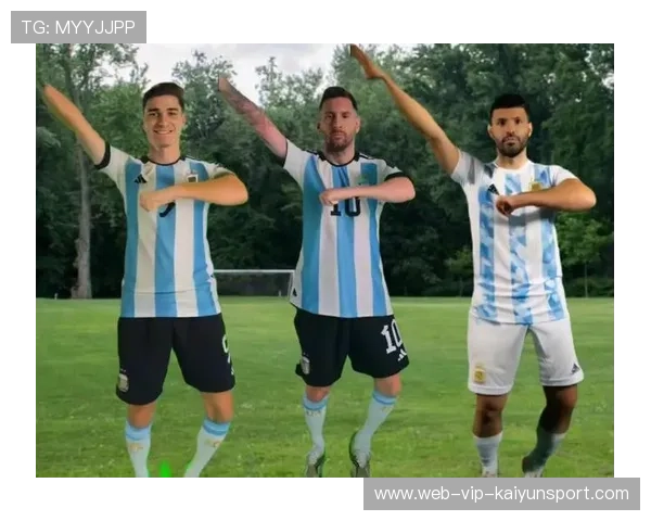 梅西与三儿子踢球画面引全球点赞