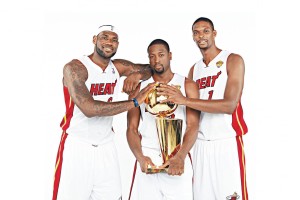 Kering-北京冬奥会火炬传递盛况空前，北京冬奥会火炬全国传递